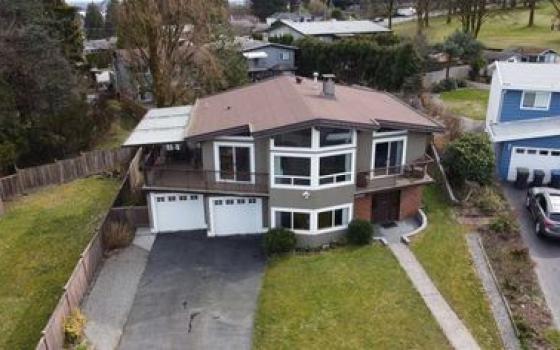 1935 Penny Place, Mary Hill, Port Coquitlam 2