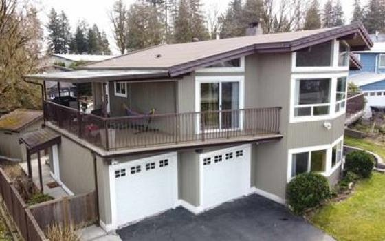 1935 Penny Place, Mary Hill, Port Coquitlam 3